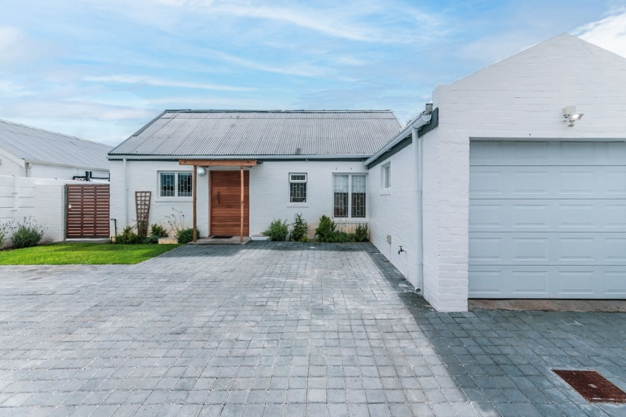 To Let 3 Bedroom Property for Rent in Milkwood Park Western Cape